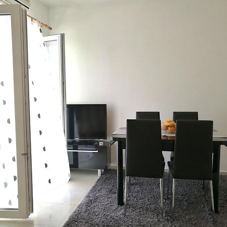 Apartments Jure Miljak Podstrana Extérieur photo